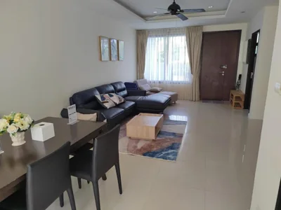 Townhouse in Laguna Park – Photos 10